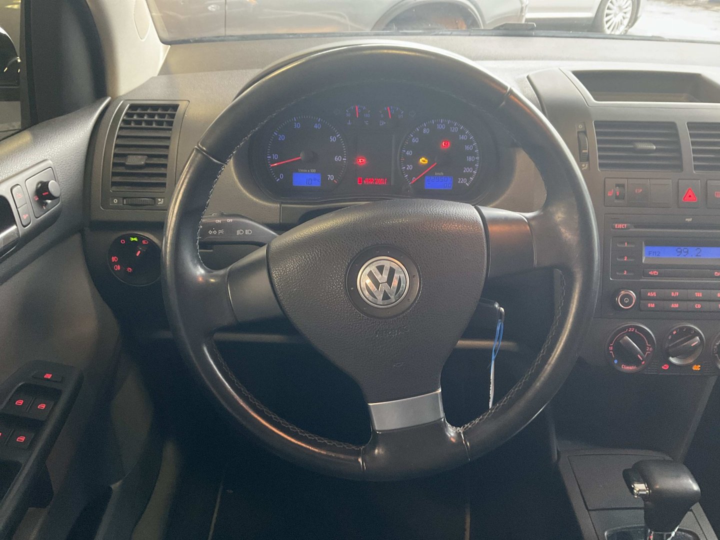 Volkswagen Polo 1.6 Tiptronic