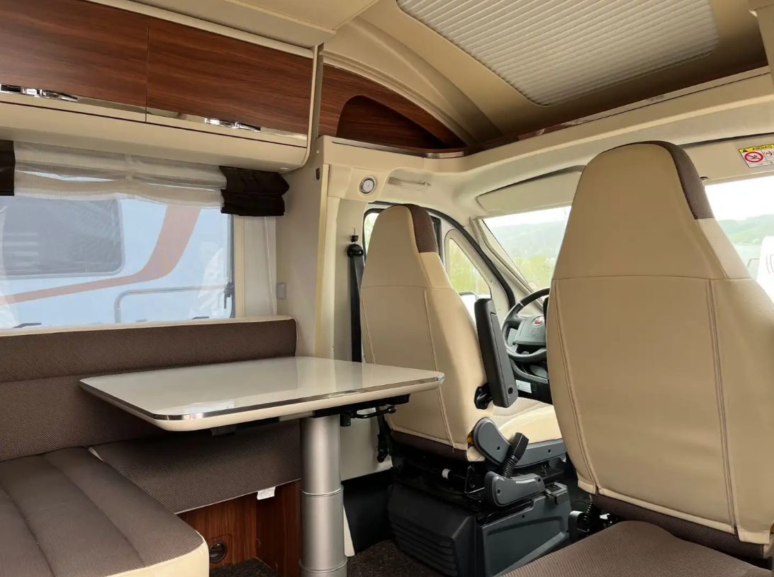Wohnmobil Adria Matrix 670 SL Platinum