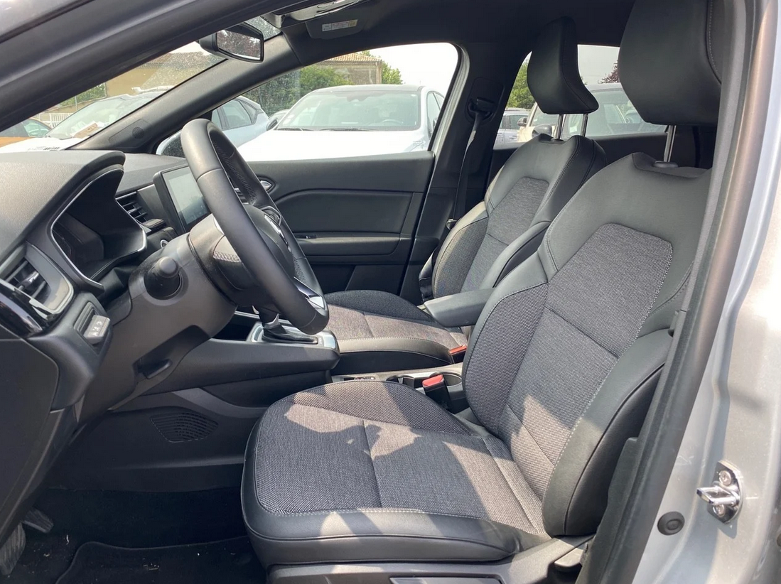 Renault Captur SL Rive Gauche E-Tech Full Hybrid