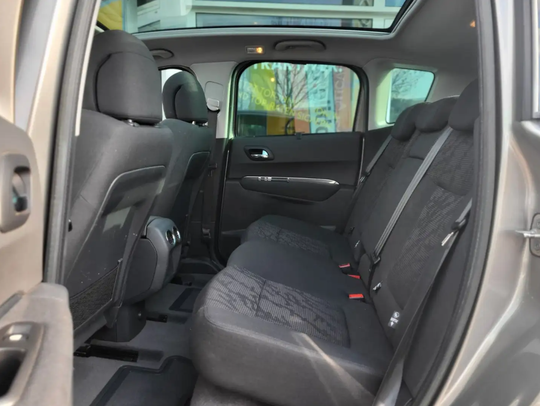 Peugeot 3008 Allure 1.6T Panoramadach