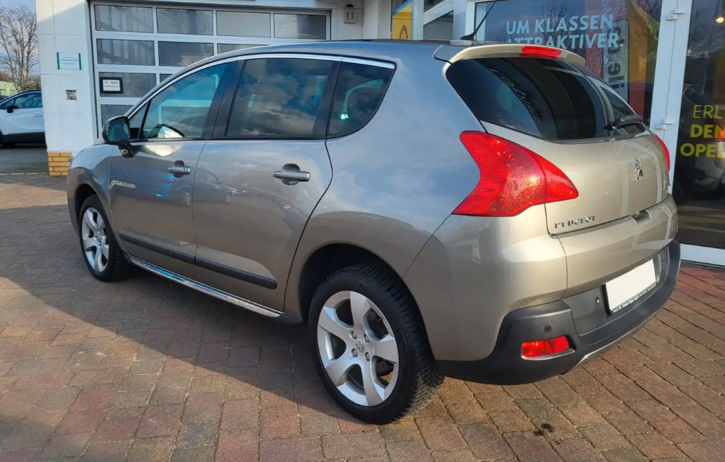 Peugeot 3008 Allure 1.6T Panoramadach