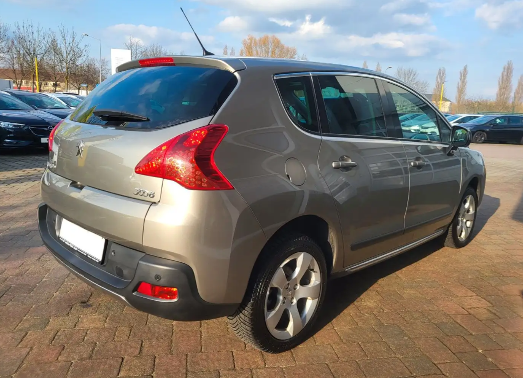 Peugeot 3008 Allure 1.6T Panoramadach