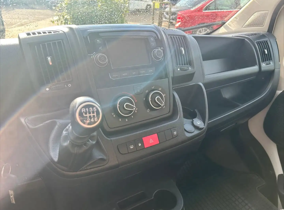 Peugeot Boxer L2H2 Pro BlueHDi 140 PS