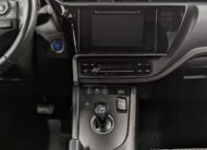 Toyota Auris Hybrid 136h Design Business
