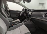 Toyota Auris Hybrid 136h Design Business