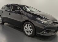 Toyota Auris Hybrid 136h Design Business
