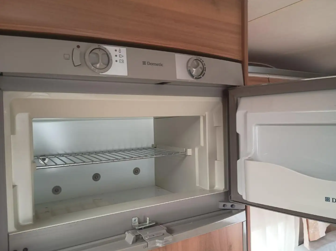 Wohnwagen Bürstner Averso 465 TS