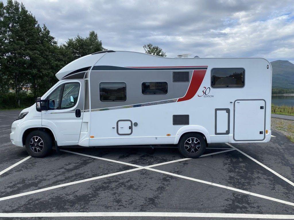 Wohnmobil Bürstner Ixeo Time 726