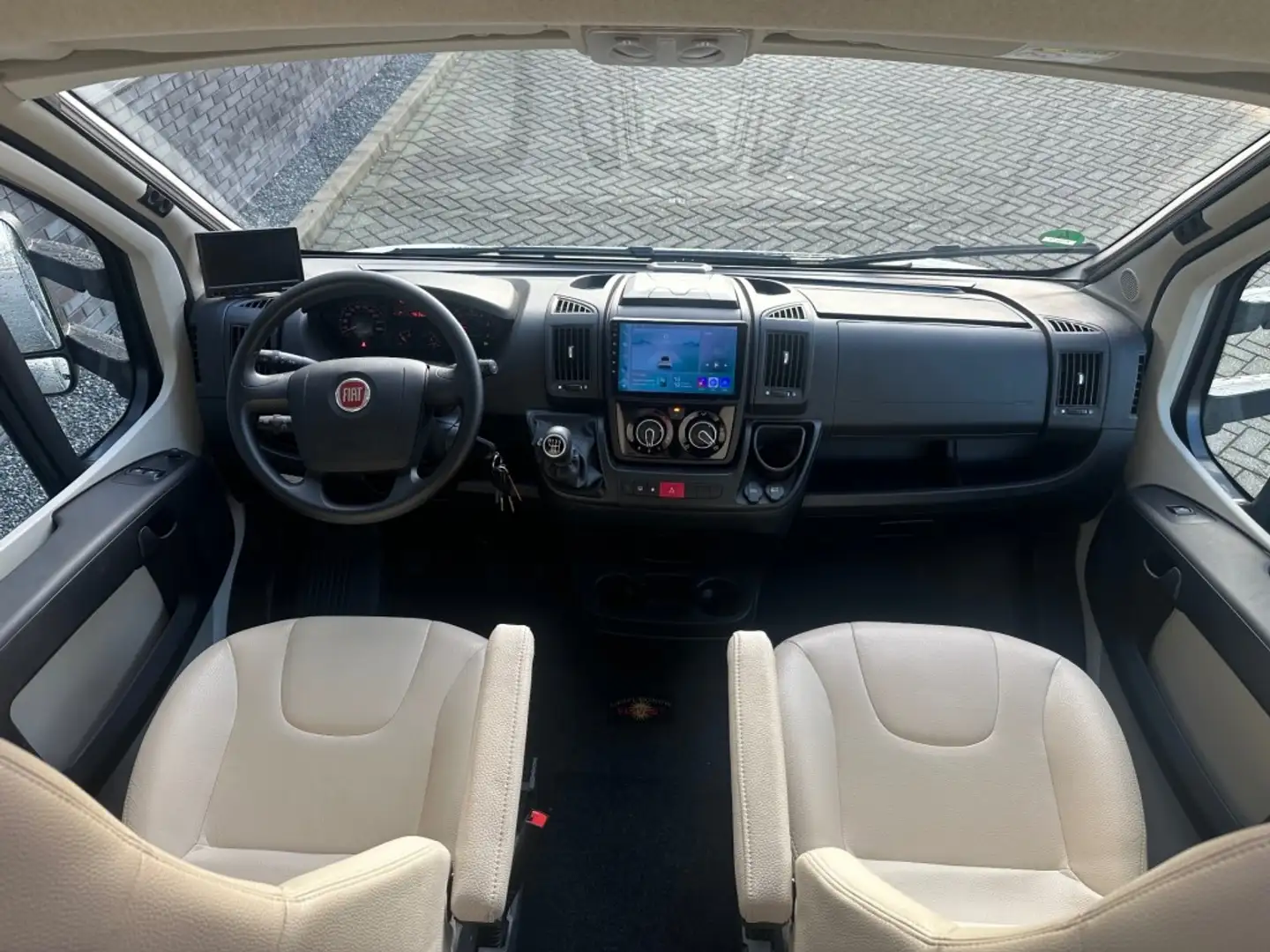 Wohnmobil Bürstner Ixeo Time