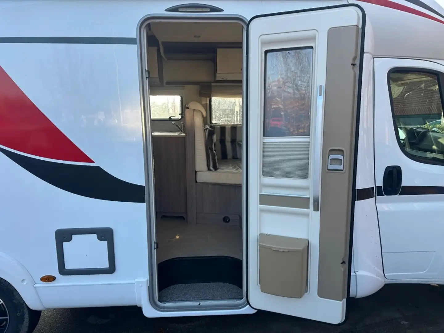 Wohnmobil Bürstner Ixeo Time