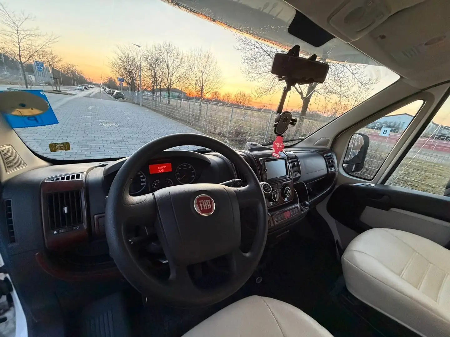 Wohnmobil PLA Plasy Life 471